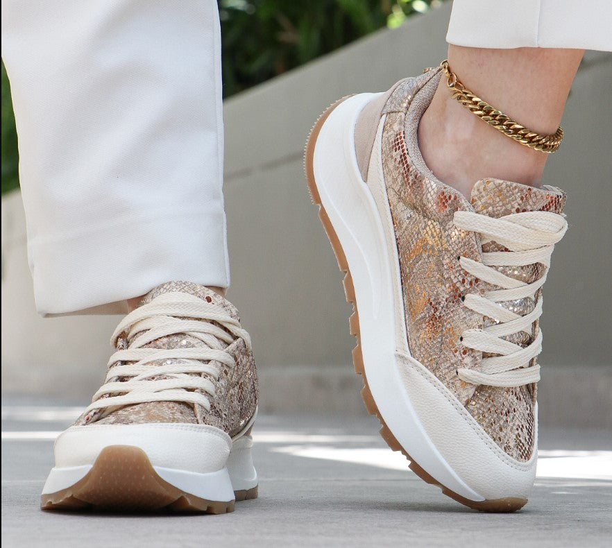 CALZADO TENIS PASOS DE BRILLO