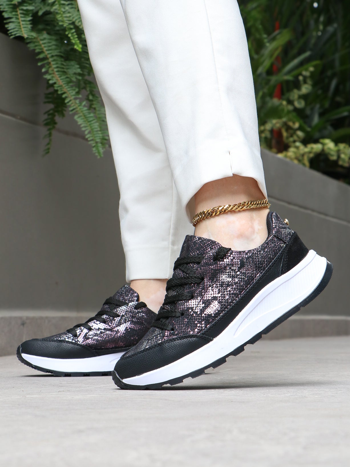 CALZADO TENIS PASOS DE BRILLO